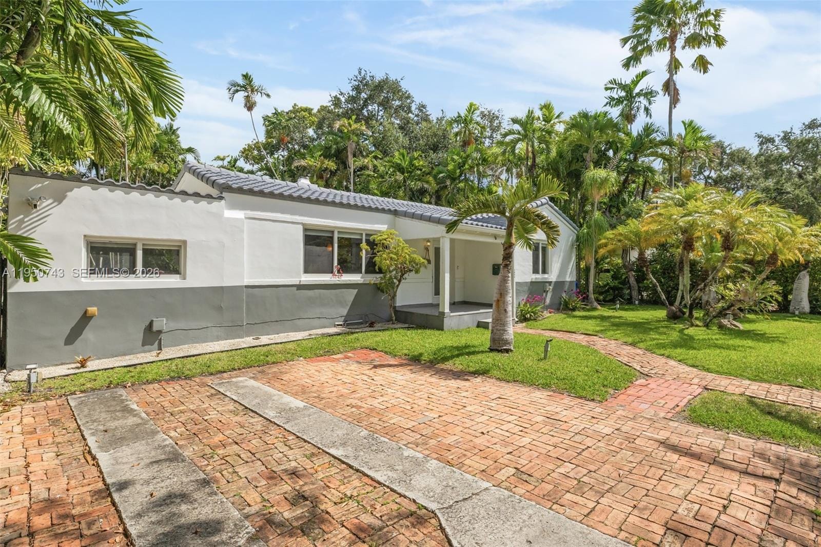 1643 Nethia Drive — photo 7