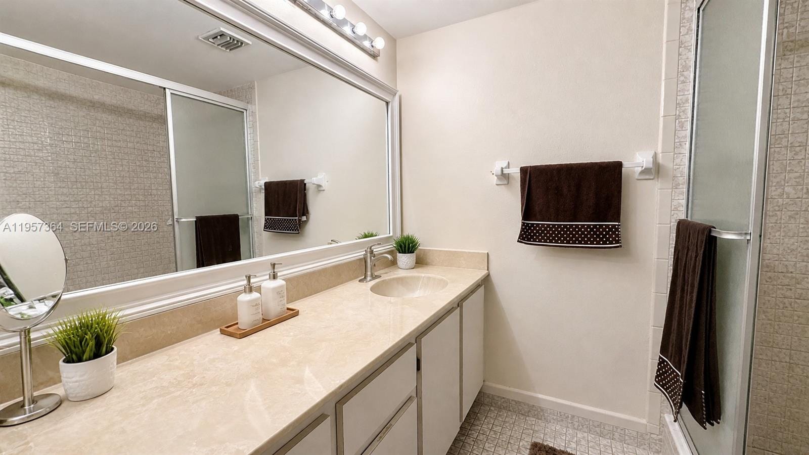 6800 Cypress Road 501 — photo 10