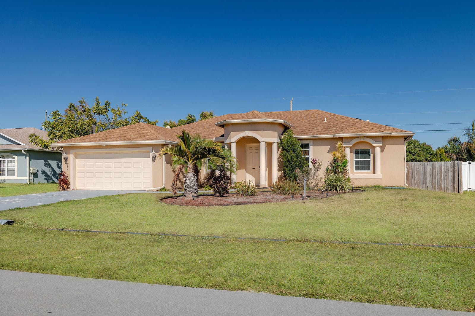 1585 SW Merchant Lane, Port St. Lucie, FL 34953