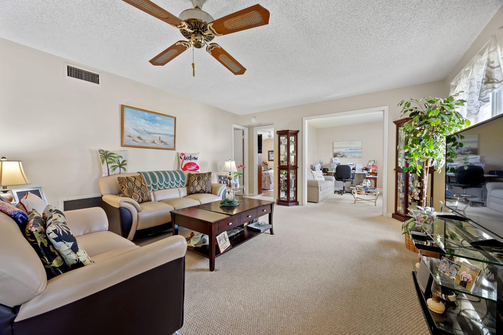 306 Pine Ridge Circle B-2, Greenacres, FL 33463 photo 4