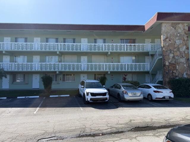 3300 Springdale Boulevard 117, sold in Regal Palms Mayfair Condo, Palm Springs, FL