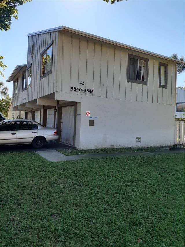 5842 NW 21st Street 42B, sold in Habitat Ii  Condo, Lauderhill, FL
