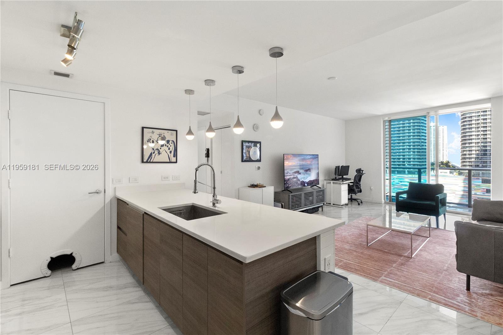 1100 S Miami Avenue 1609, Miami, FL 33130, Miami