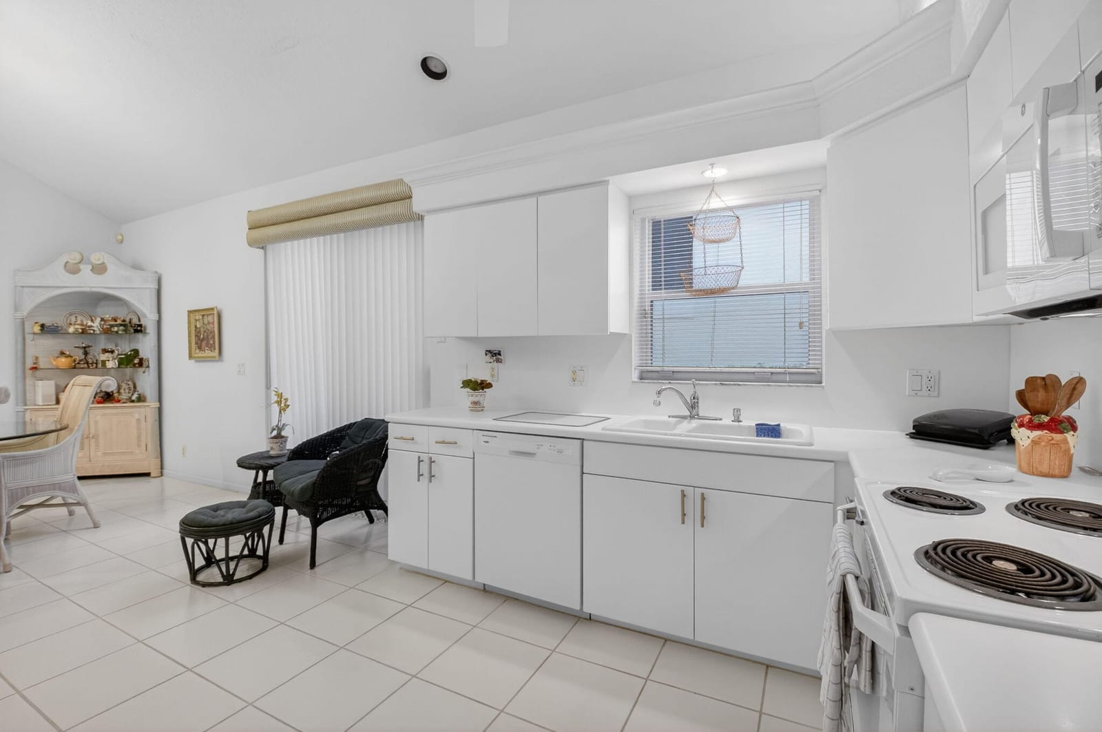 11873 Fountainside Circle, Boynton Beach, FL 33437 photo 18