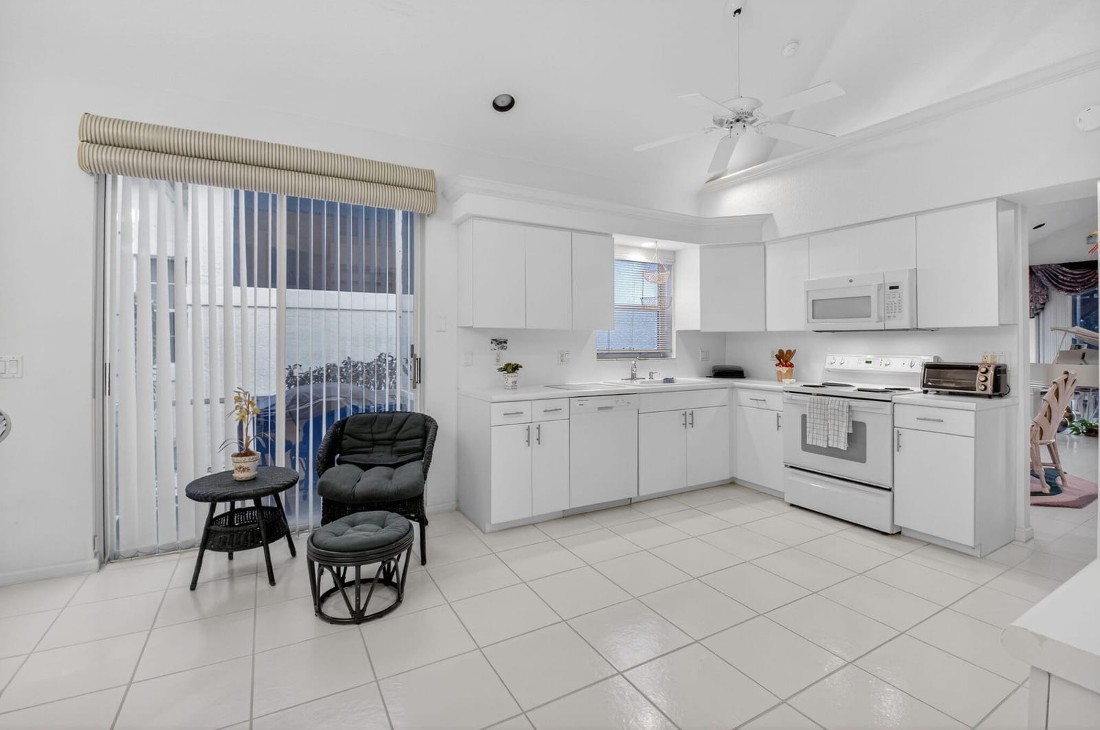 11873 Fountainside Circle, Boynton Beach, FL 33437 photo 24