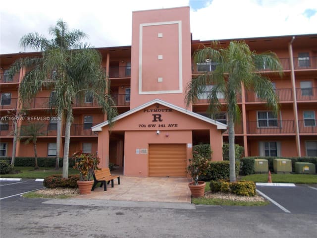 701 SW 141st Avenue 110R, Pembroke Pines, FL 33027