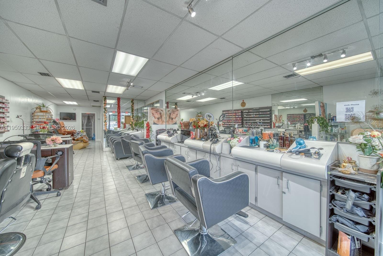 Full-Service Beauty Salon For Sale In Sweetwater — photo 3