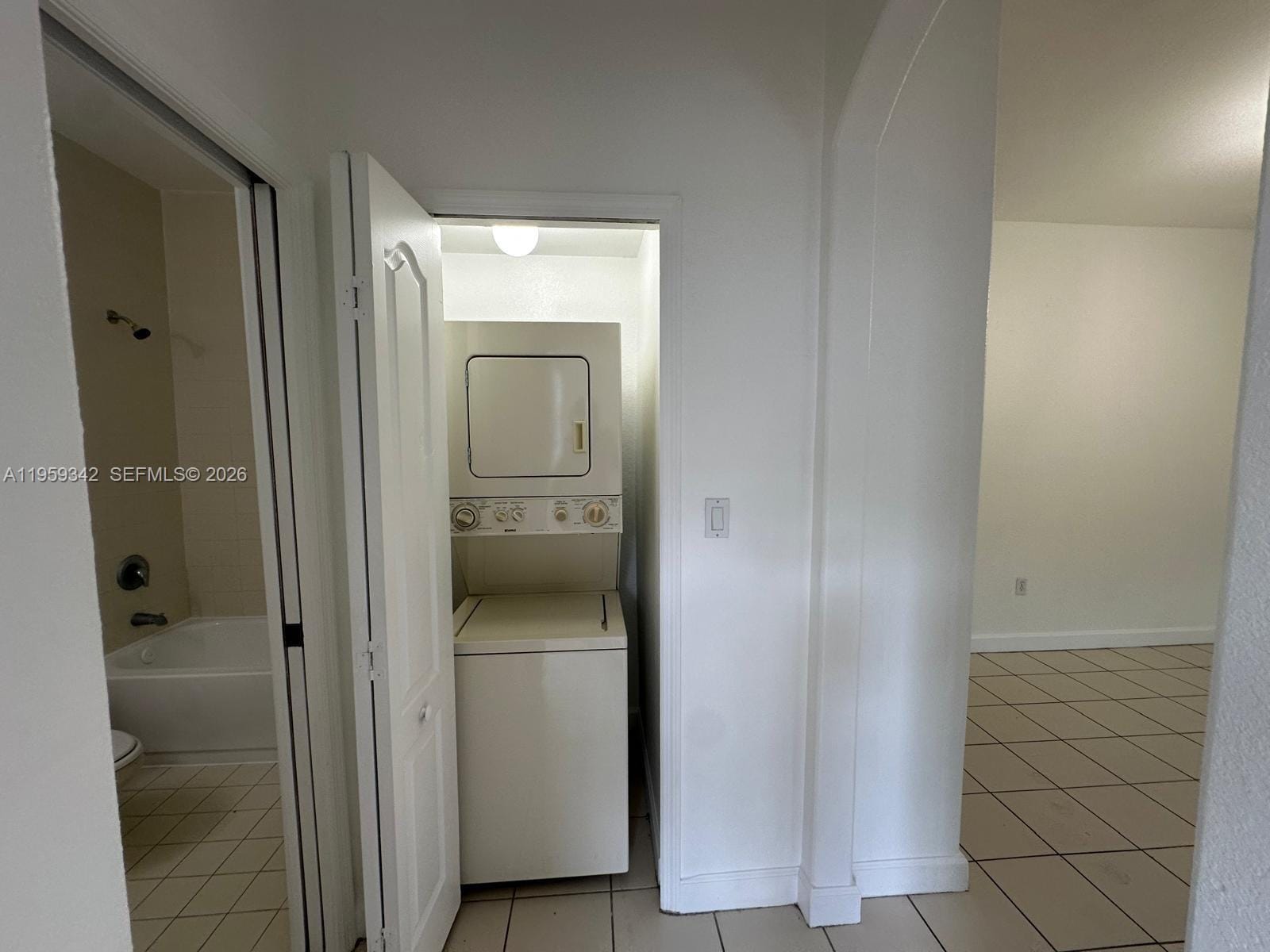 1661 SE 29th Court 104, Homestead, FL 33035 photo 17
