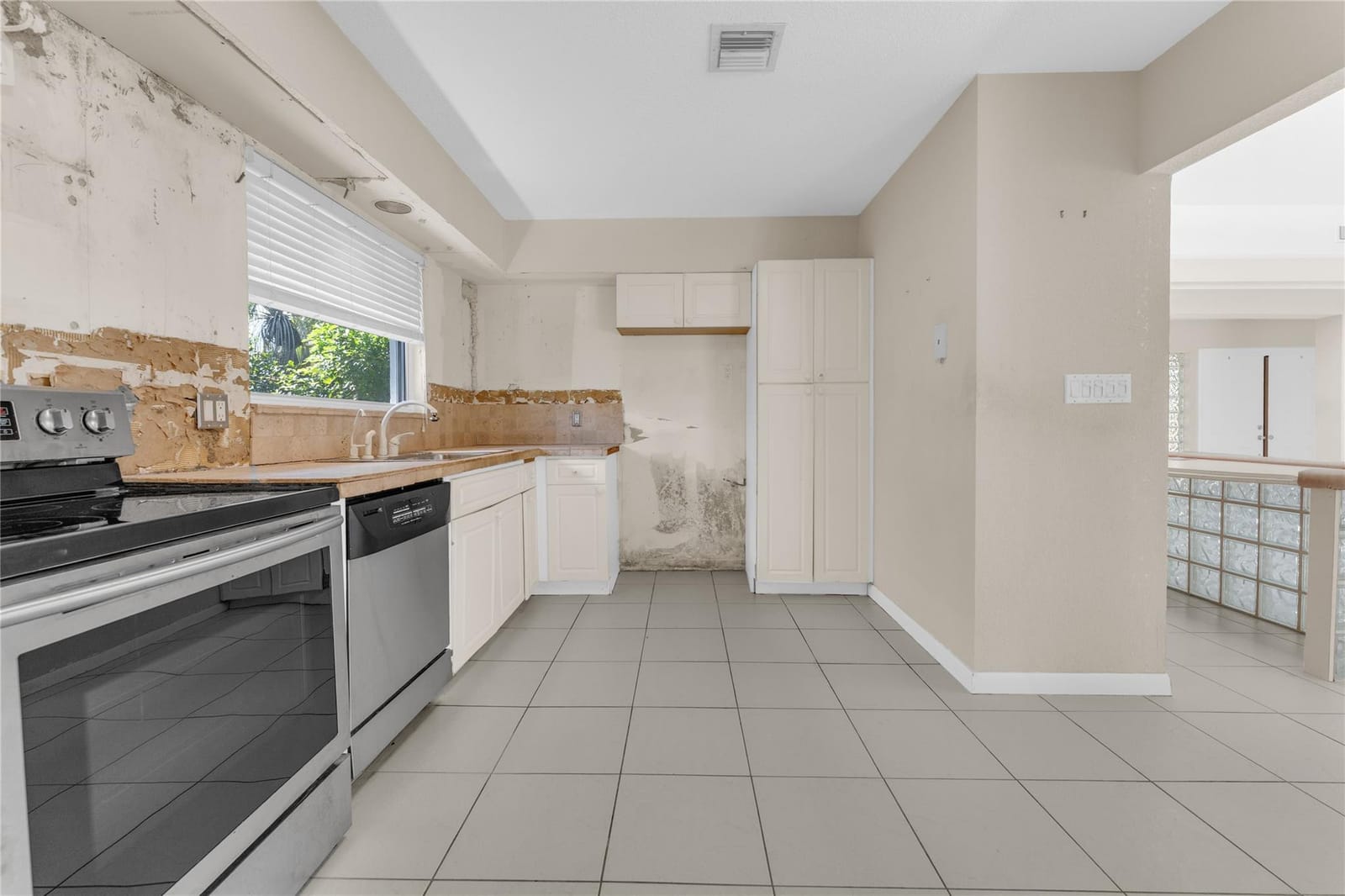 1698 SW 7th Court, Boca Raton, FL 33486 photo 10