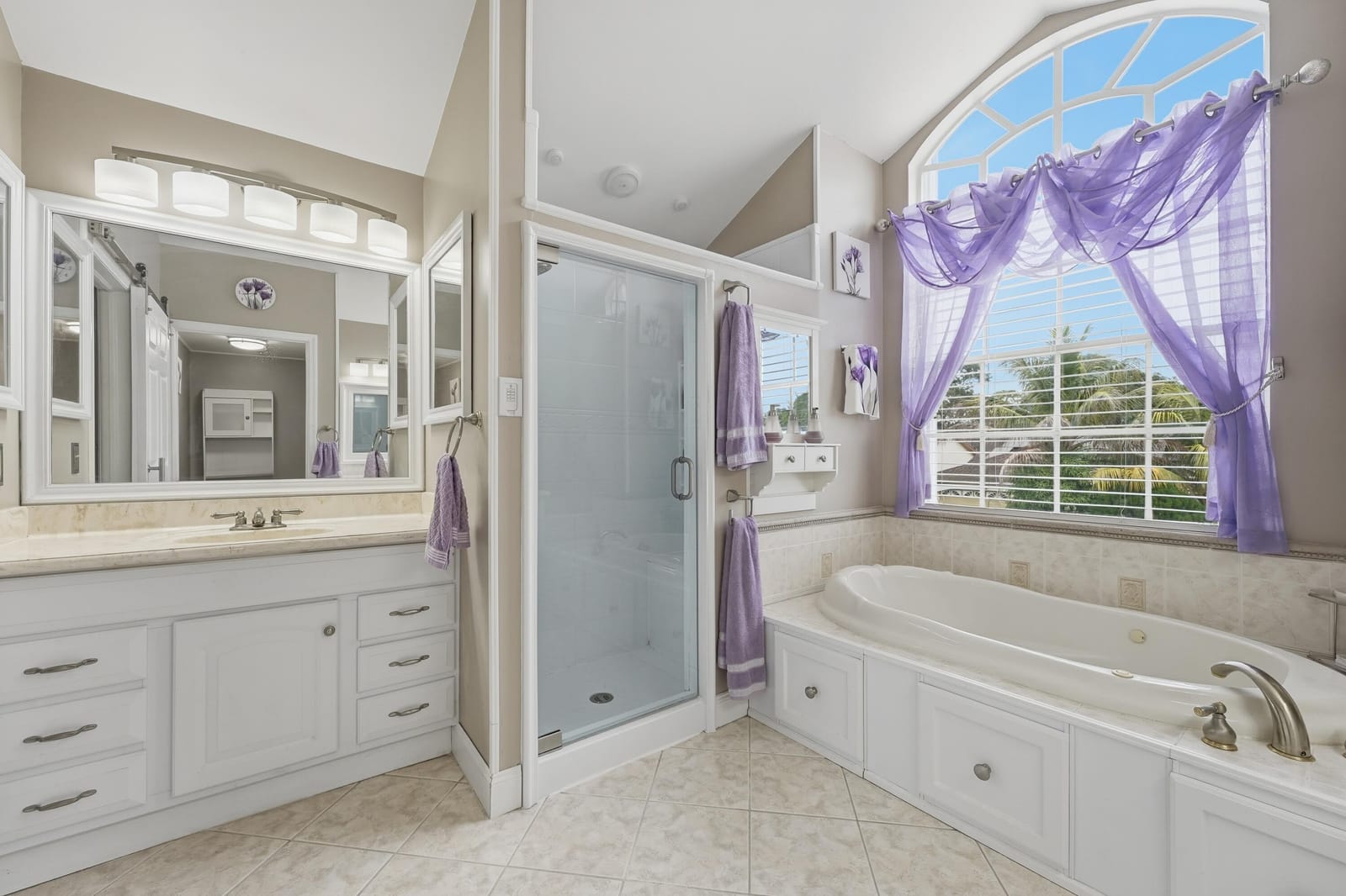 2805 Foxhall Drive E, West Palm Beach, FL 33417 photo 13