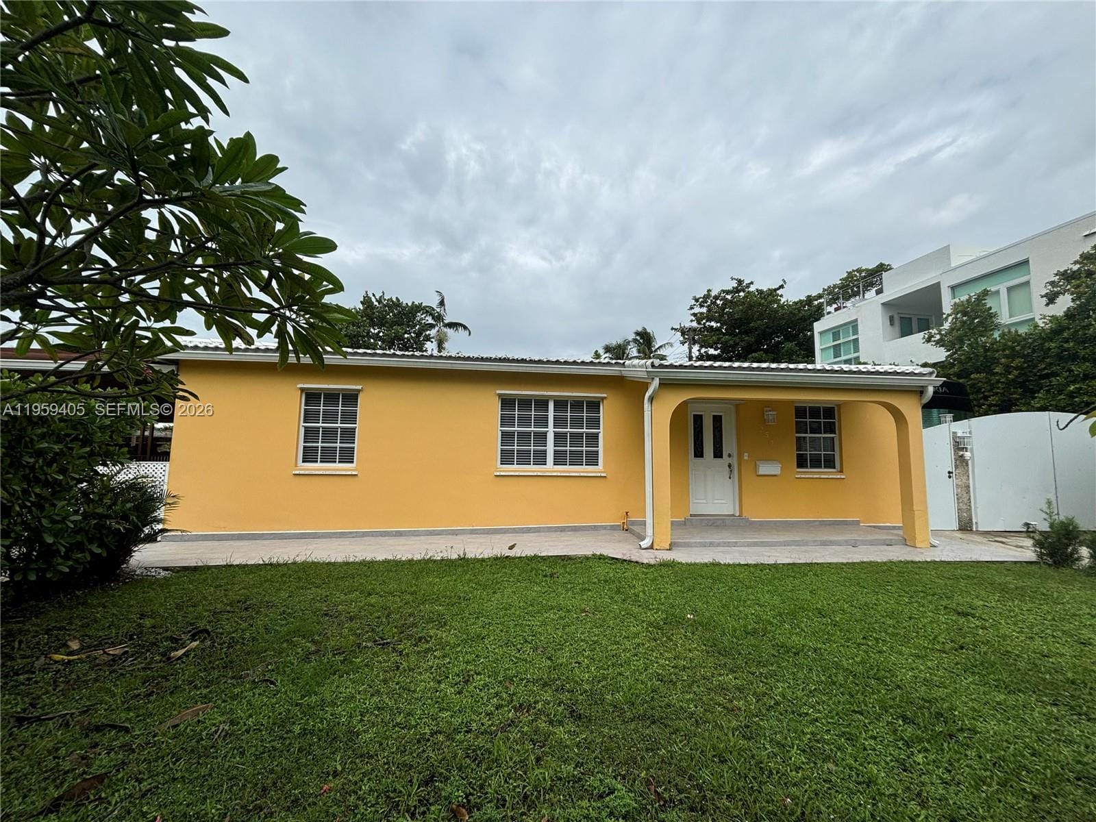 250 Fernwood Road, Key Biscayne, FL 33149