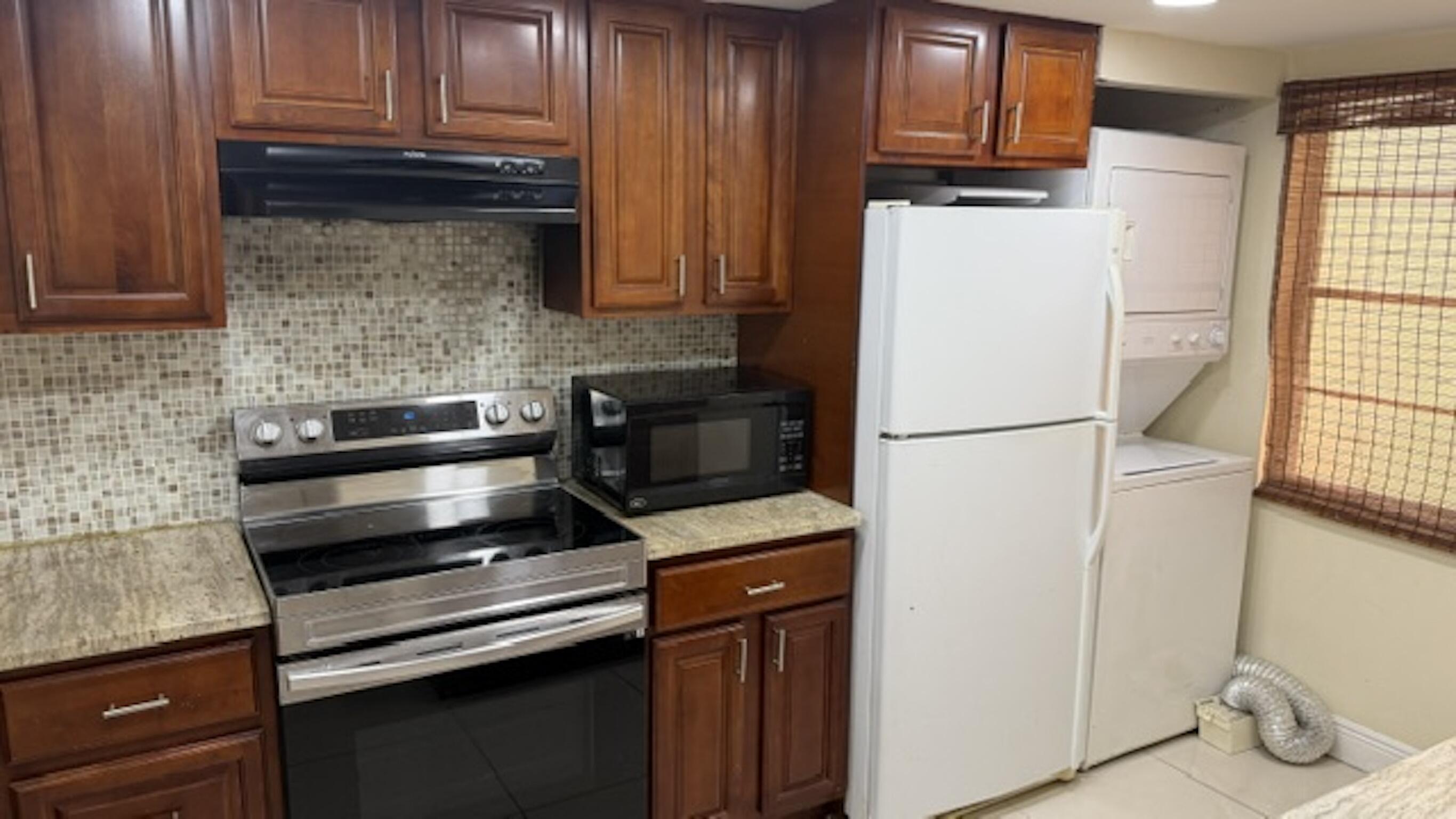 430 Commodore Drive 310, Plantation, FL 33325, Plantation