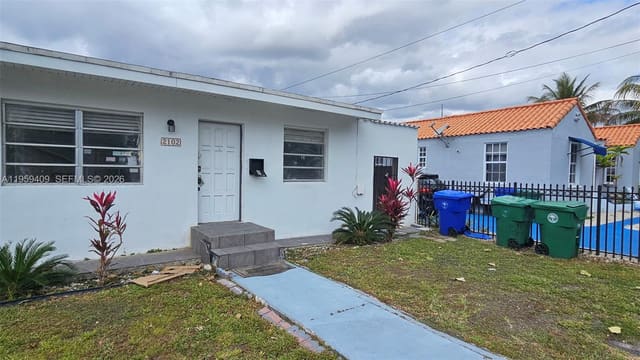2102 SW 14th Avenue, sold in Osceola Highlands, Miami, FL