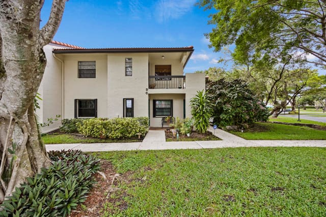 21691 Tall Palm Circle 3c, sold in Palms Of Boca Lago Condo, Boca Raton, FL