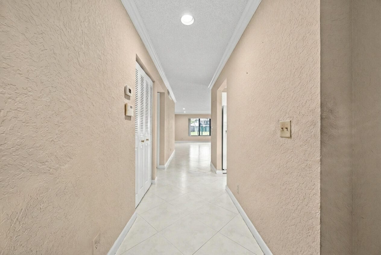 21691 Tall Palm Circle 3c, Boca Raton, FL 33433 photo 2