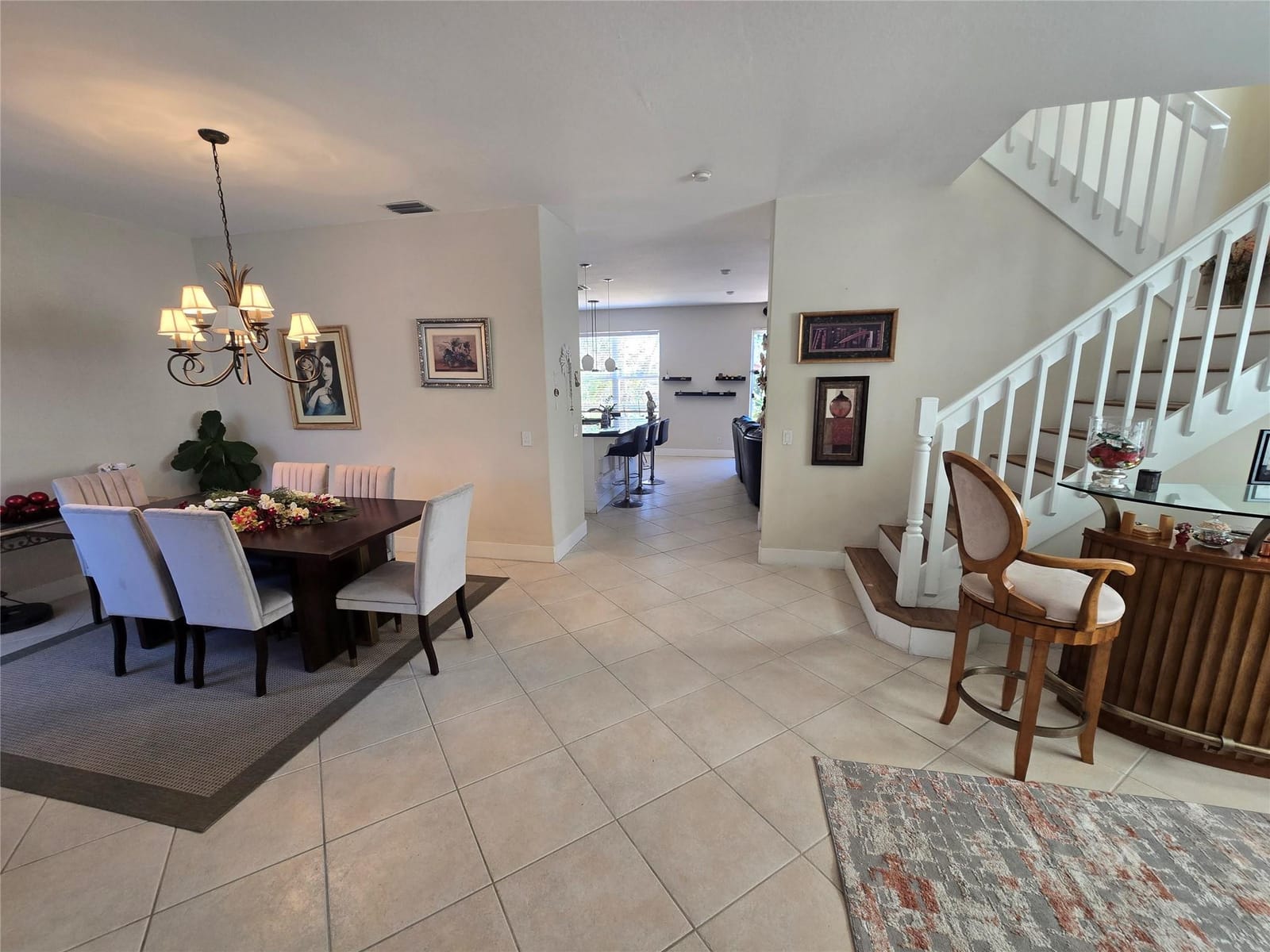 7082 Middlebury Drive — photo 11