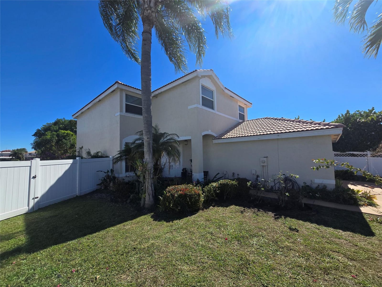 7082 Middlebury Drive — photo 5