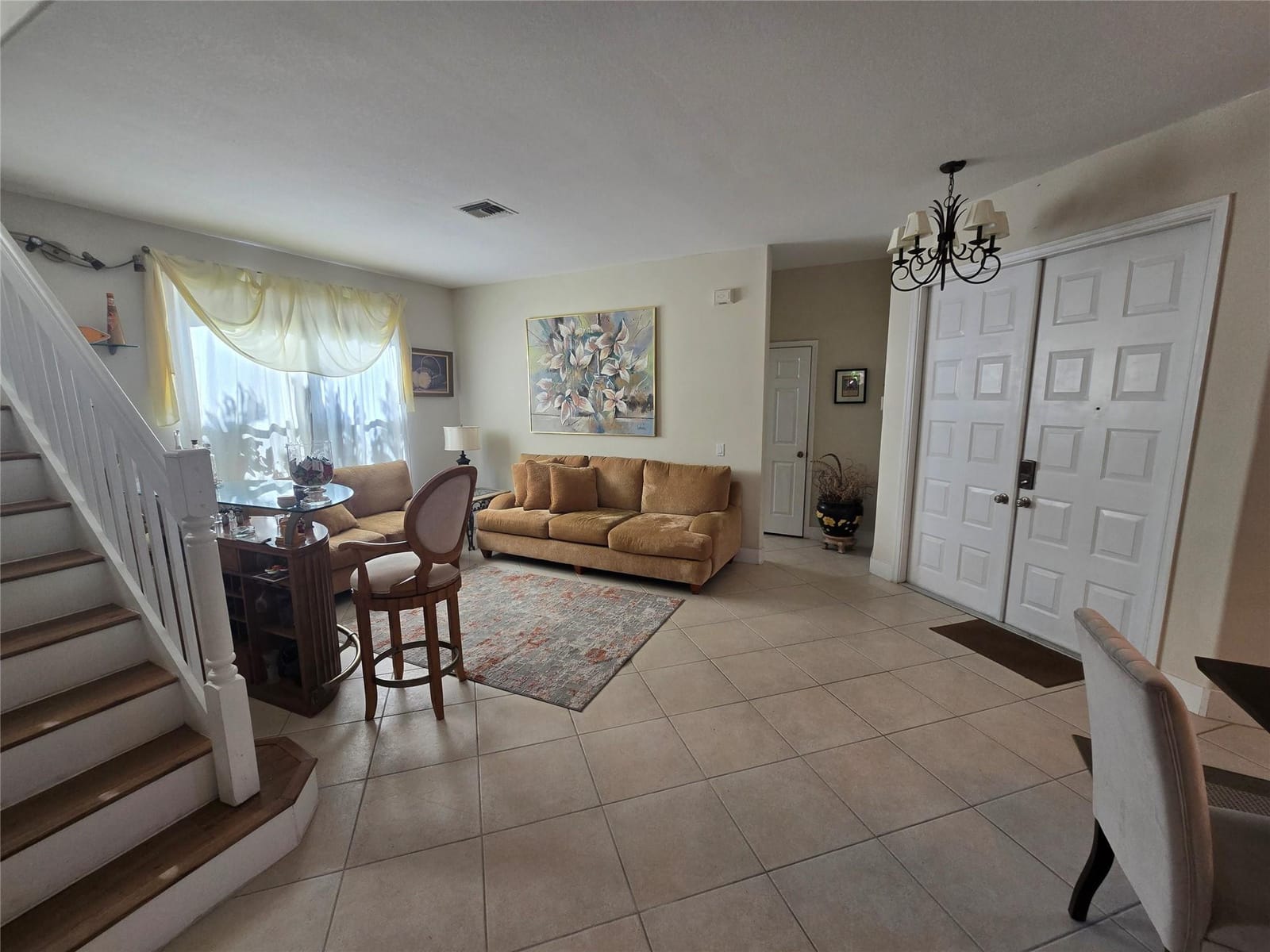 7082 Middlebury Drive — photo 10