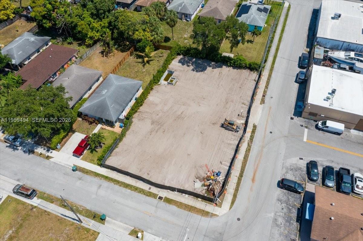 3250 NE 3rd Avenue — photo 3