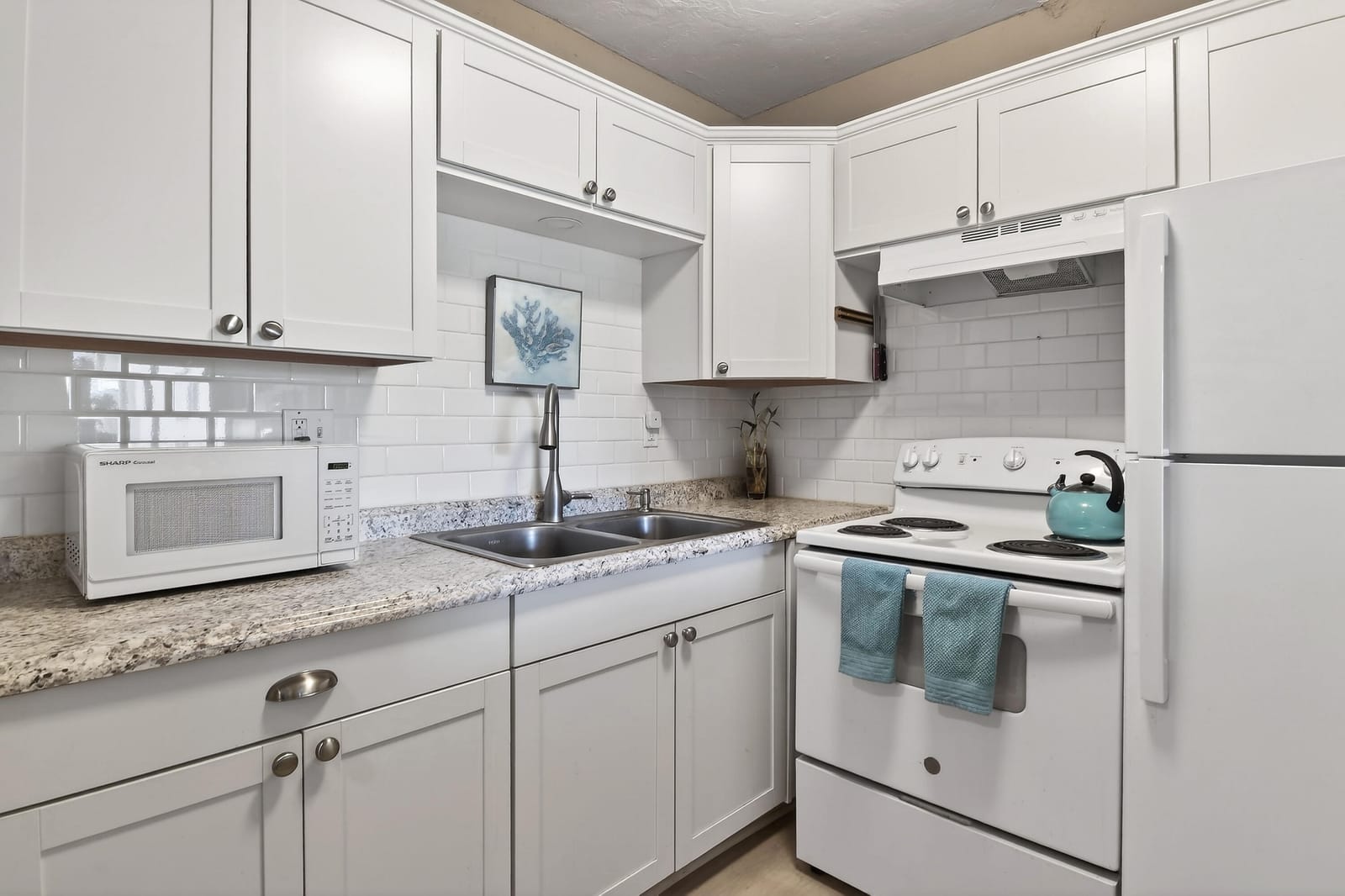 2286 Lake Osborne Drive Apt. 4, Lake Worth Beach, FL 33461 photo 14
