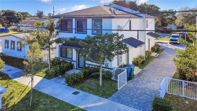 21226-21230 SW 119th Avenue, sold in Symmes Sharman, Miami, FL