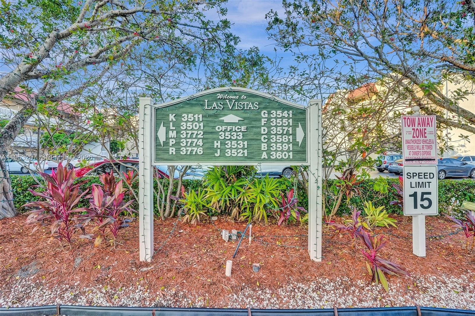 3511 E Inverrary Drive 107 — photo 4