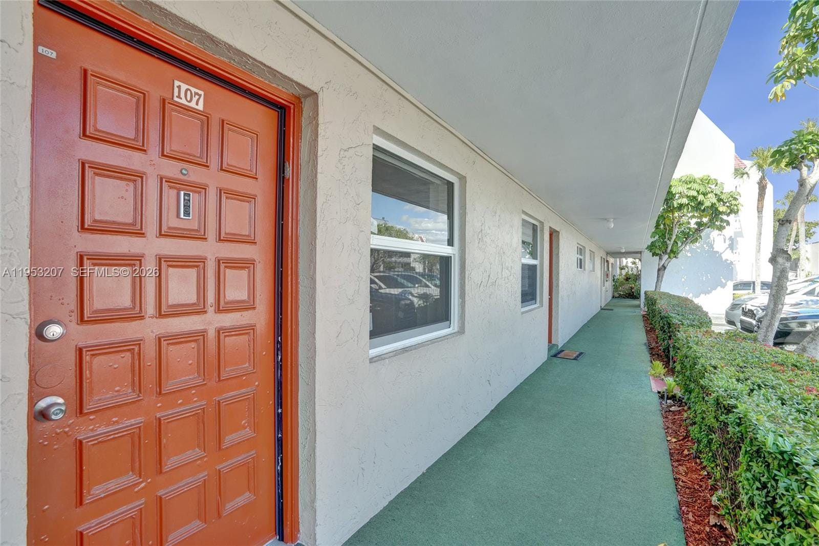 3511 E Inverrary Drive 107 — photo 6