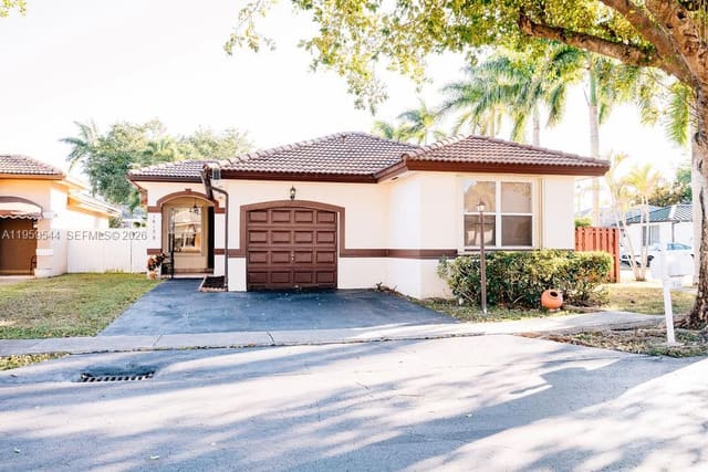 16158 SW 68th Terrace, sold in P A At West Sunset, Miami, FL
