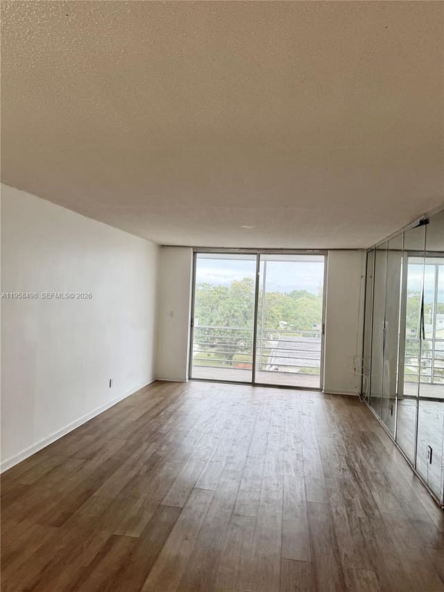 1830 Dixieanna Street 404, sold in Dixiana Condo, Hollywood, FL