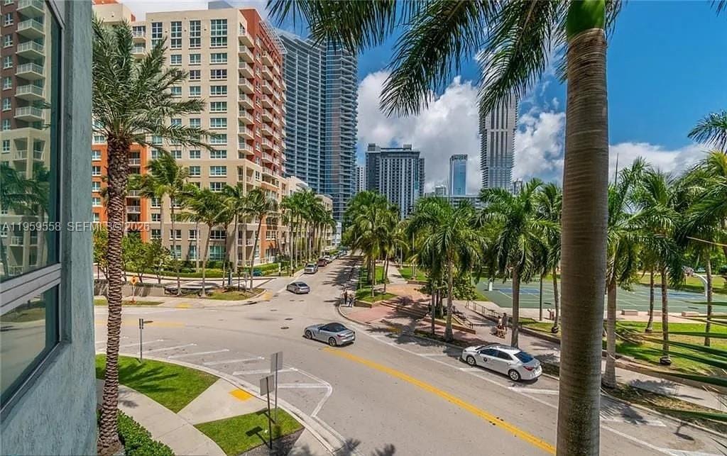 1900 N Bayshore Drive 506, Miami, FL 33132 photo 21