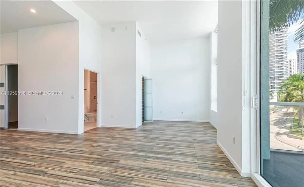 1900 N Bayshore Drive 506 — photo 8