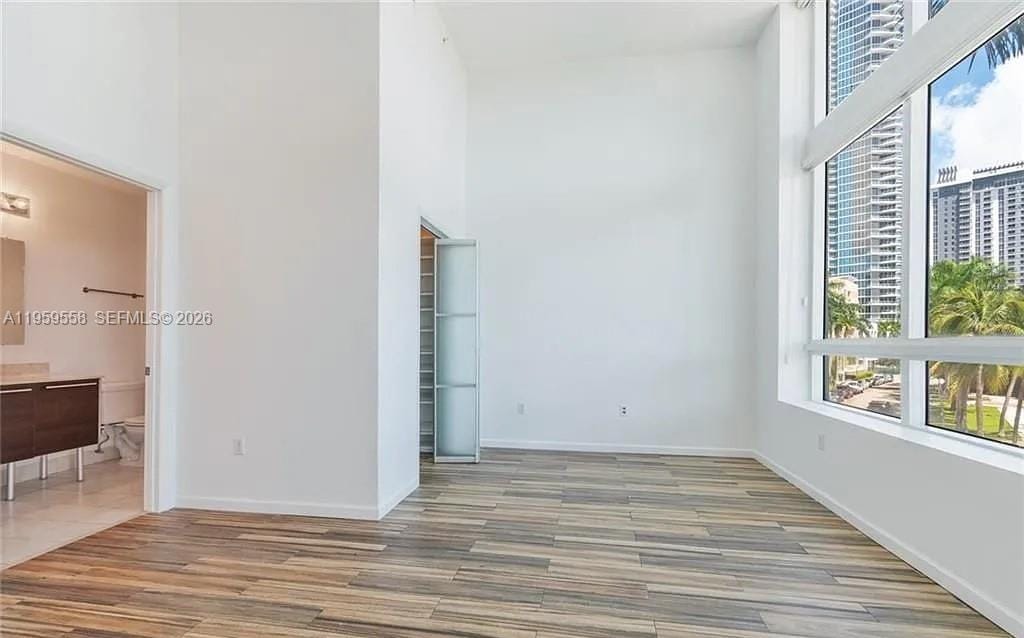 1900 N Bayshore Drive 506 — photo 10