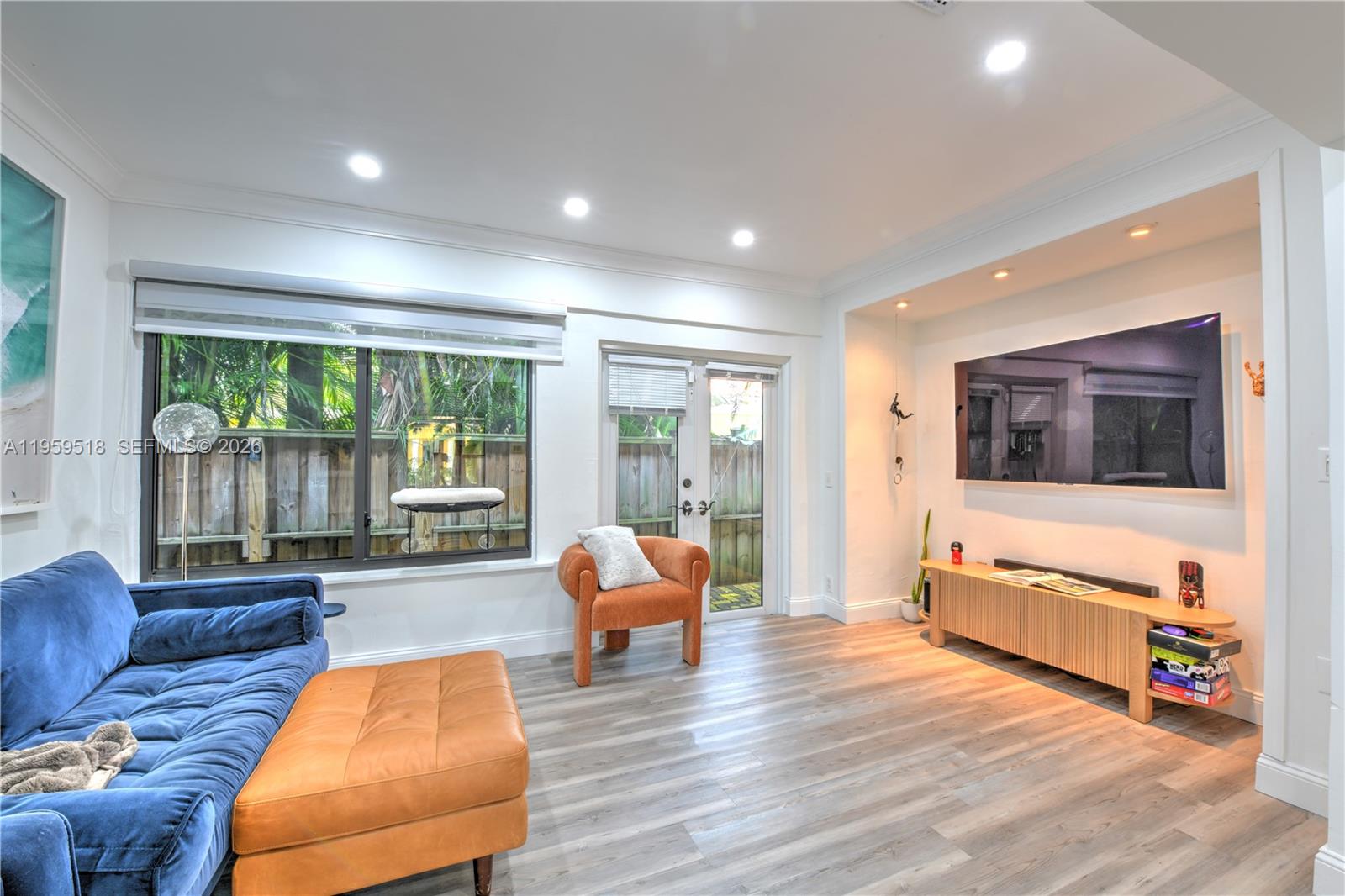110 N 16th Avenue — photo 3