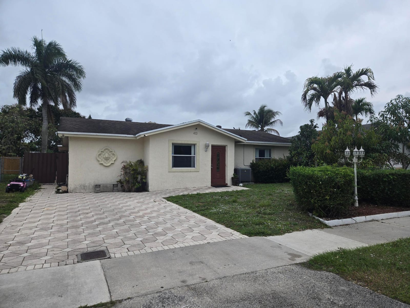 413 SW 73rd Avenue, North Lauderdale, FL 33068 photo 3