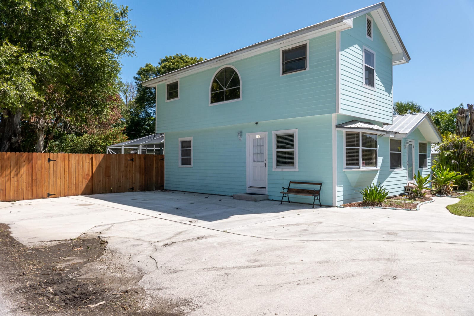 520 Tumblin Kling Road, Fort Pierce, FL 34982 photo 4