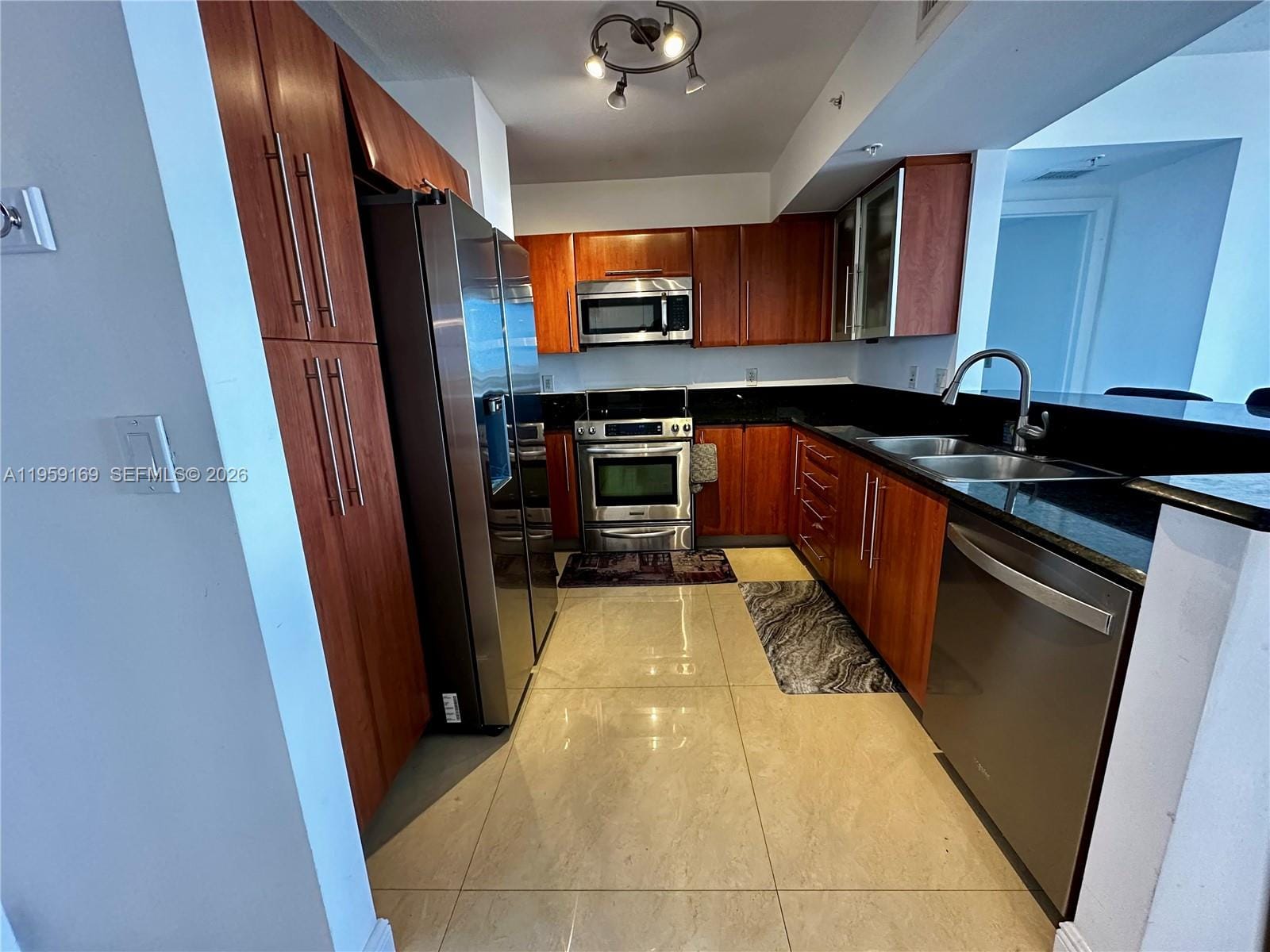 3232 SW 22nd Terrace 1604 — photo 10