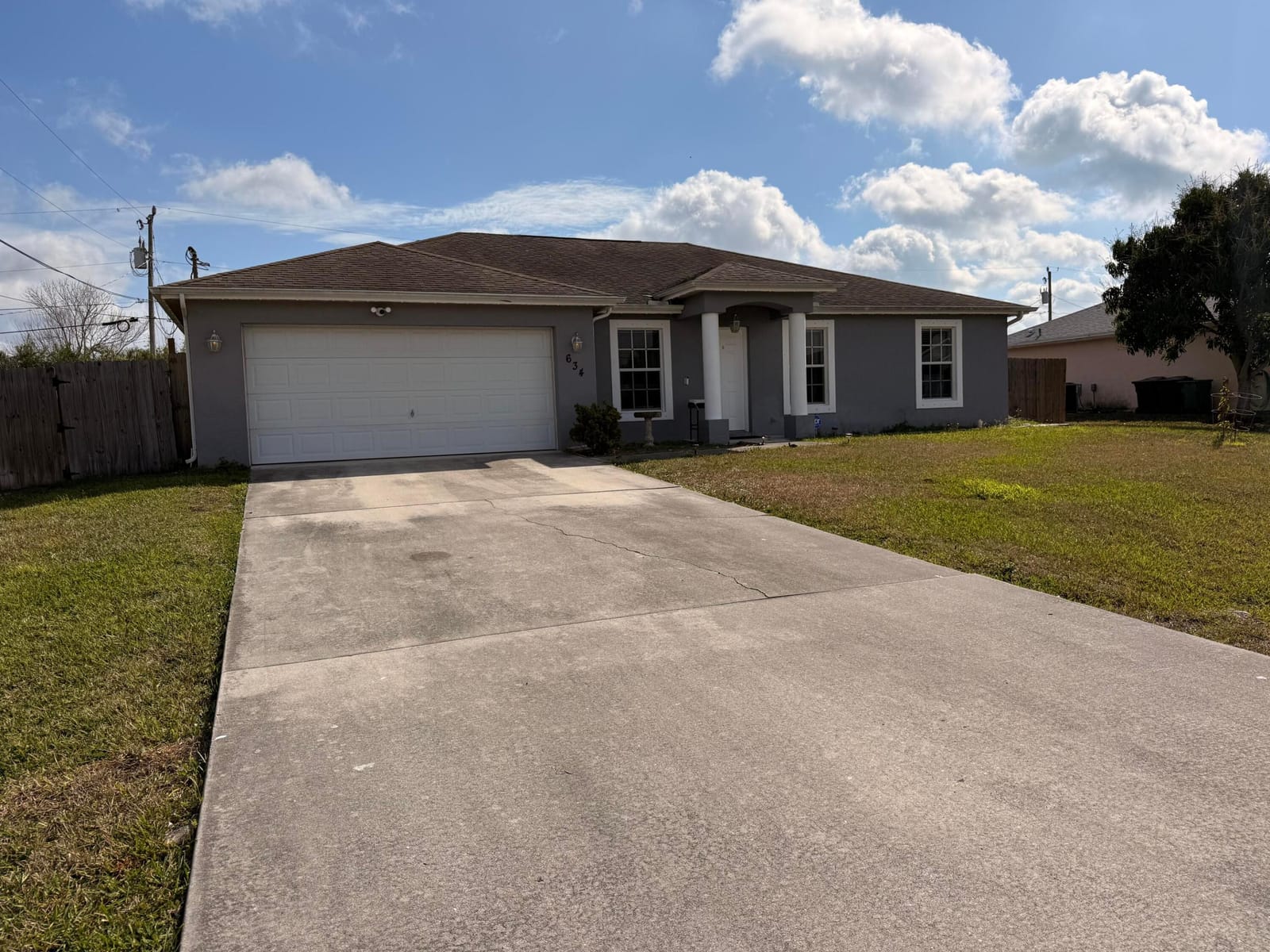 634 SW Millard Drive — photo 4