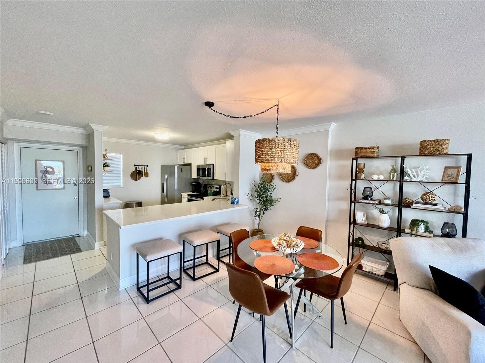 4800 Bayview Drive 505 — photo 2