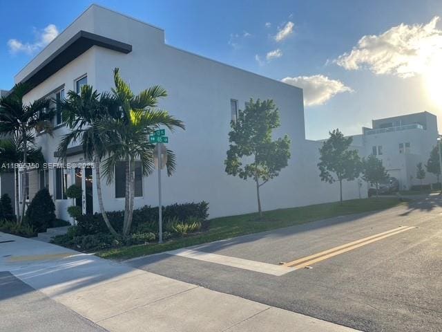 6484 NW 103rd Place 6484, sold in Landmark At Doral Central, Doral, FL