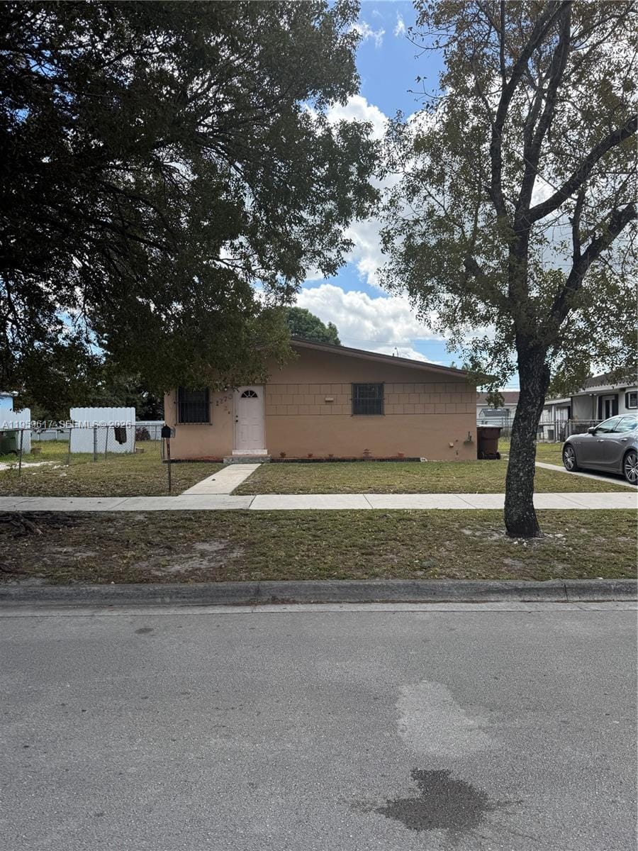 1270 W 31st Street, Hialeah, FL 33012