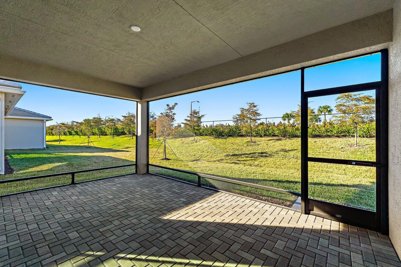 14225 SW Waterfall Lane — photo 5