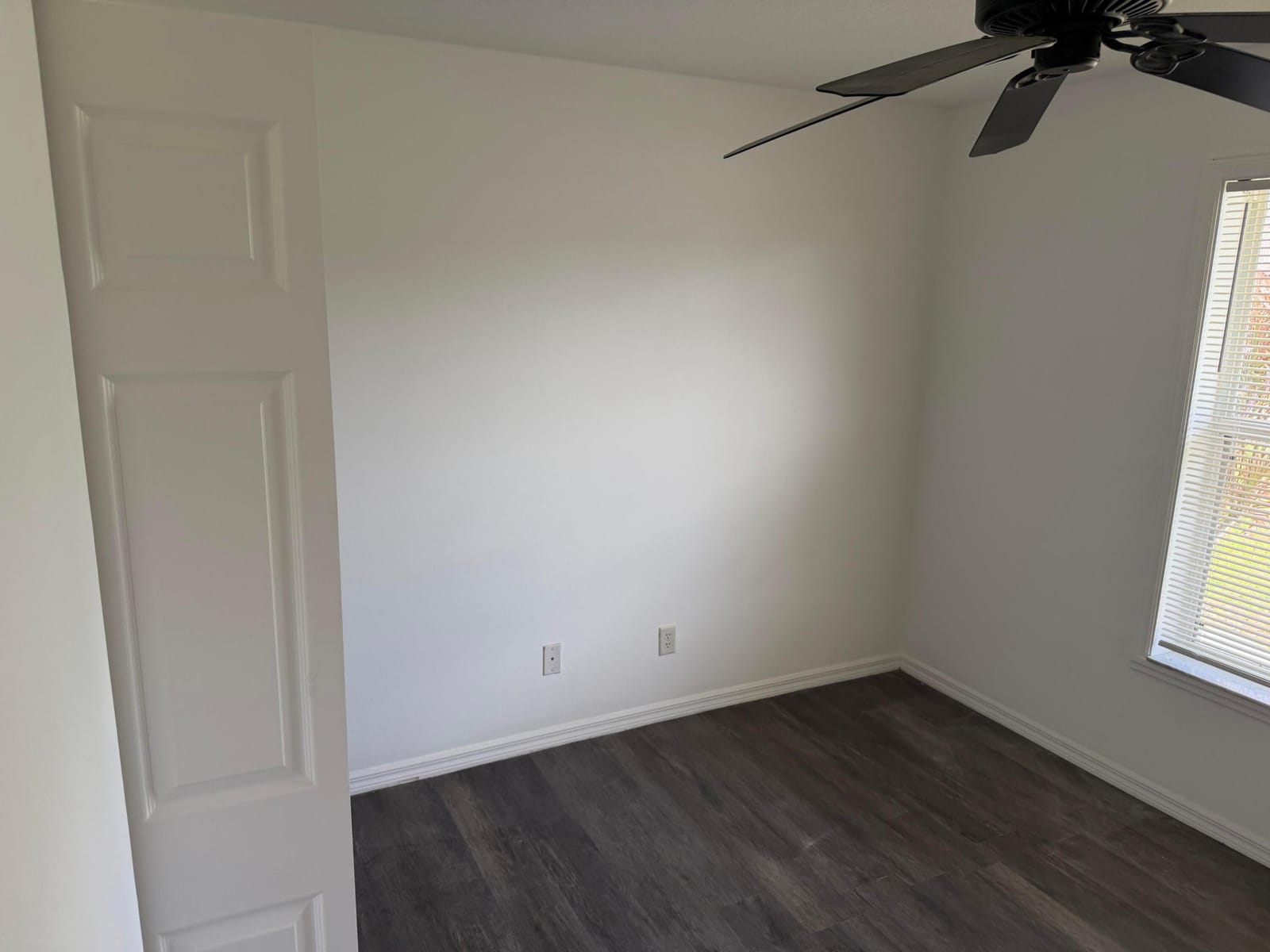 1874 SW Capehart Avenue — photo 4
