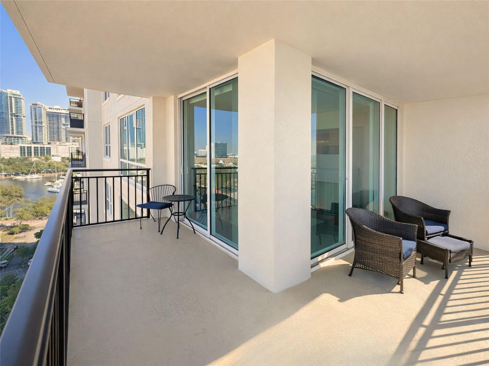 610 W Las Olas Boulevard 1213n — photo 3
