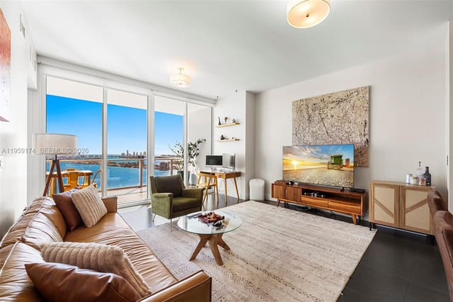 2020 N Bayshore Drive 2908, Miami, FL 33137