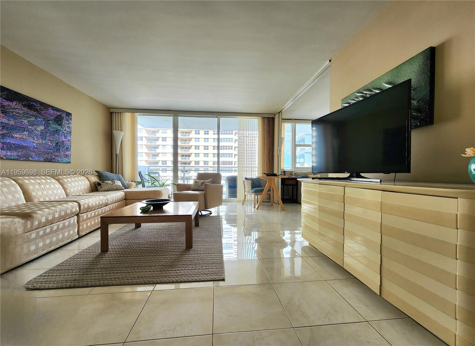 2030 S Ocean Drive 823 — photo 11
