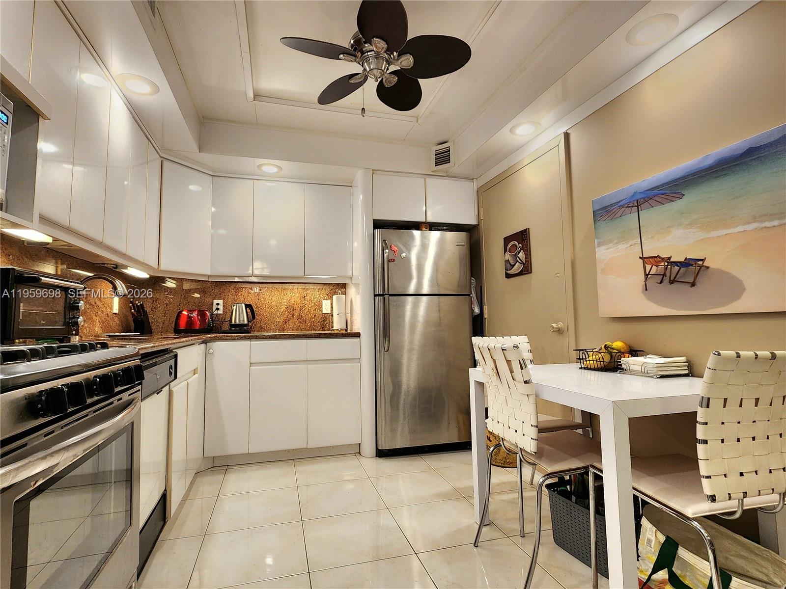 2030 S Ocean Drive 823, Hallandale Beach, FL 33009 photo 15