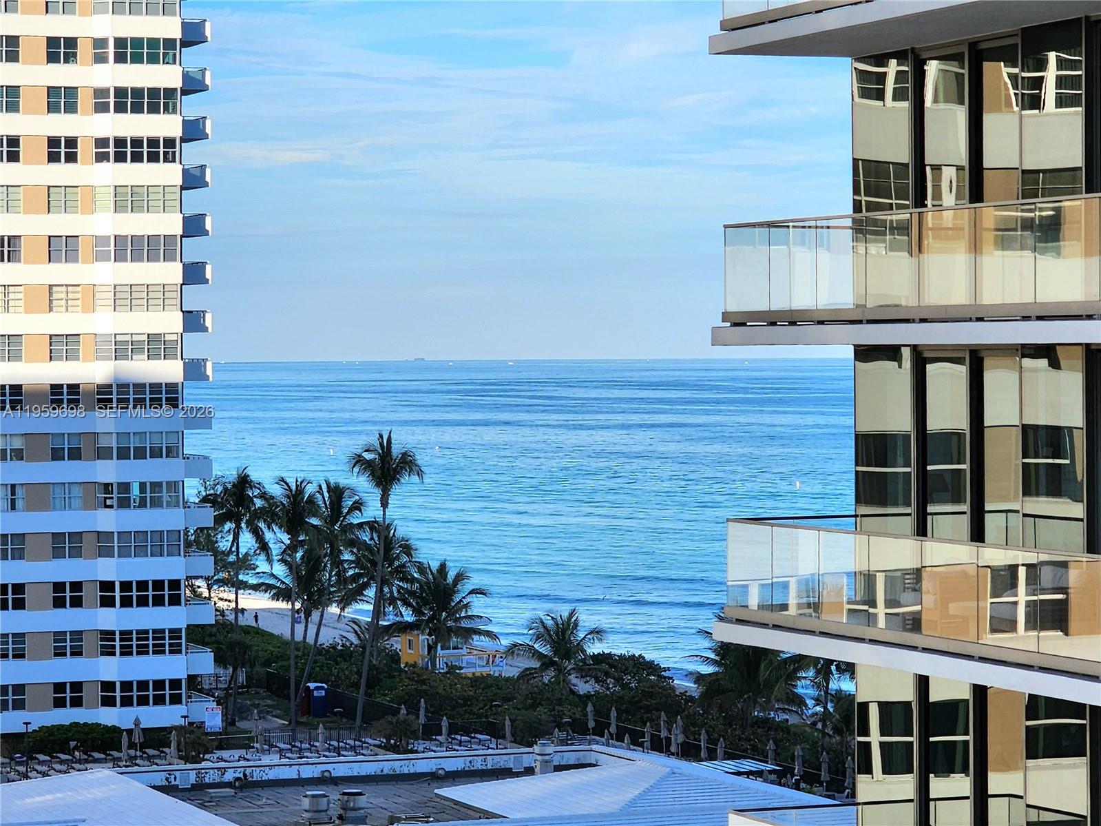 2030 S Ocean Drive 823 — photo 3