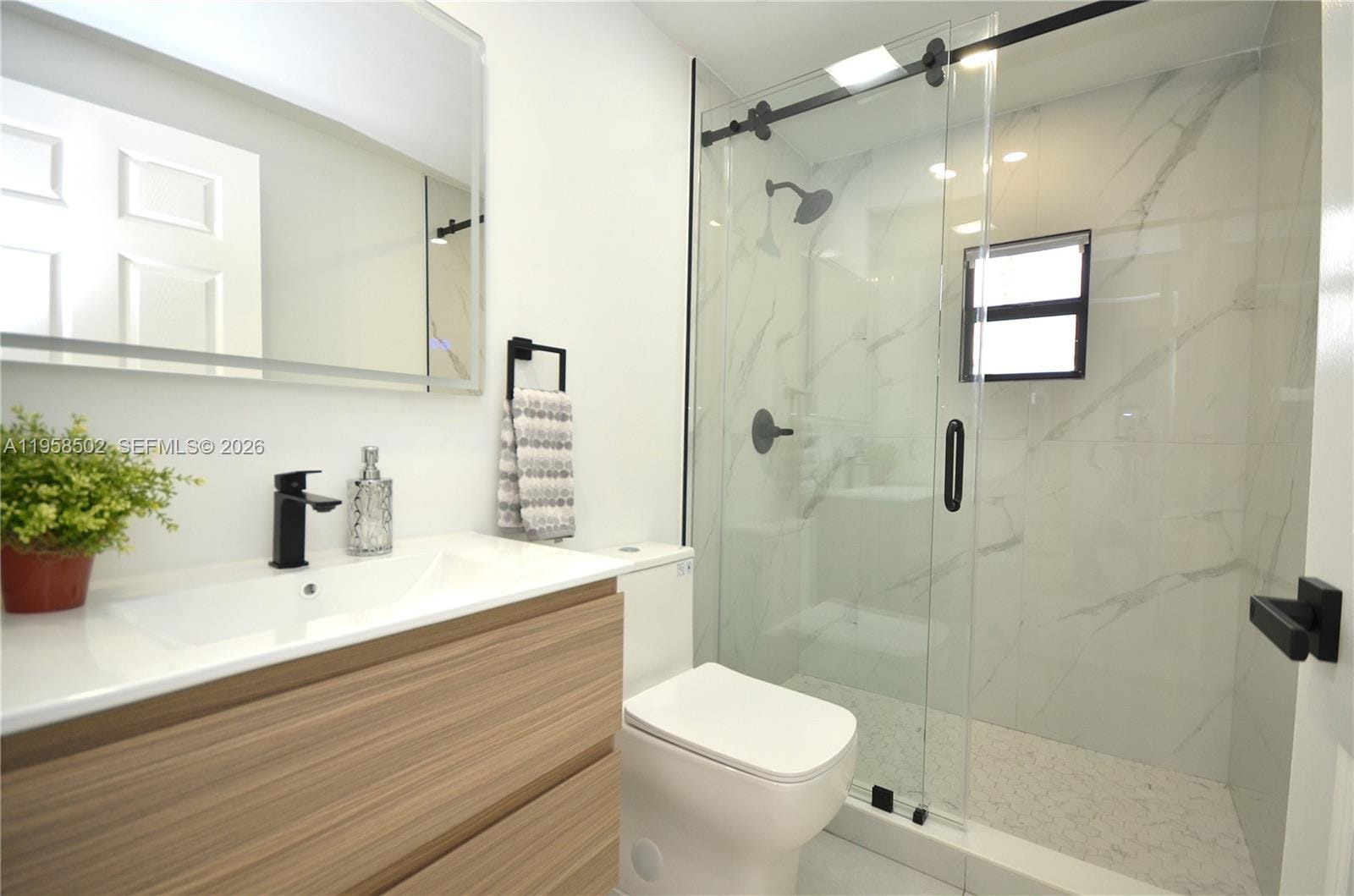 4417 NW 23rd Court, Miami, FL 33142 photo 12