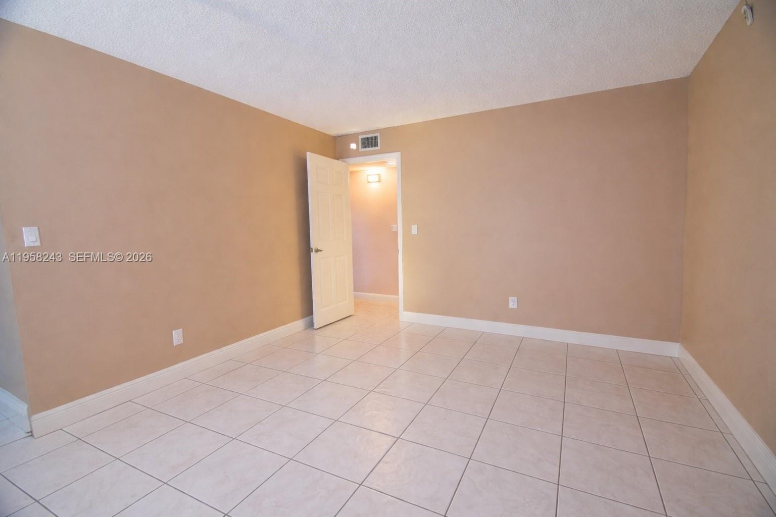 9301 SW 4th Street 114E, Miami, FL 33174 photo 17
