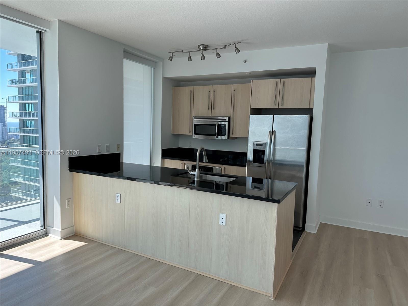 1111 SW 1st Avenue 3519-N — photo 4